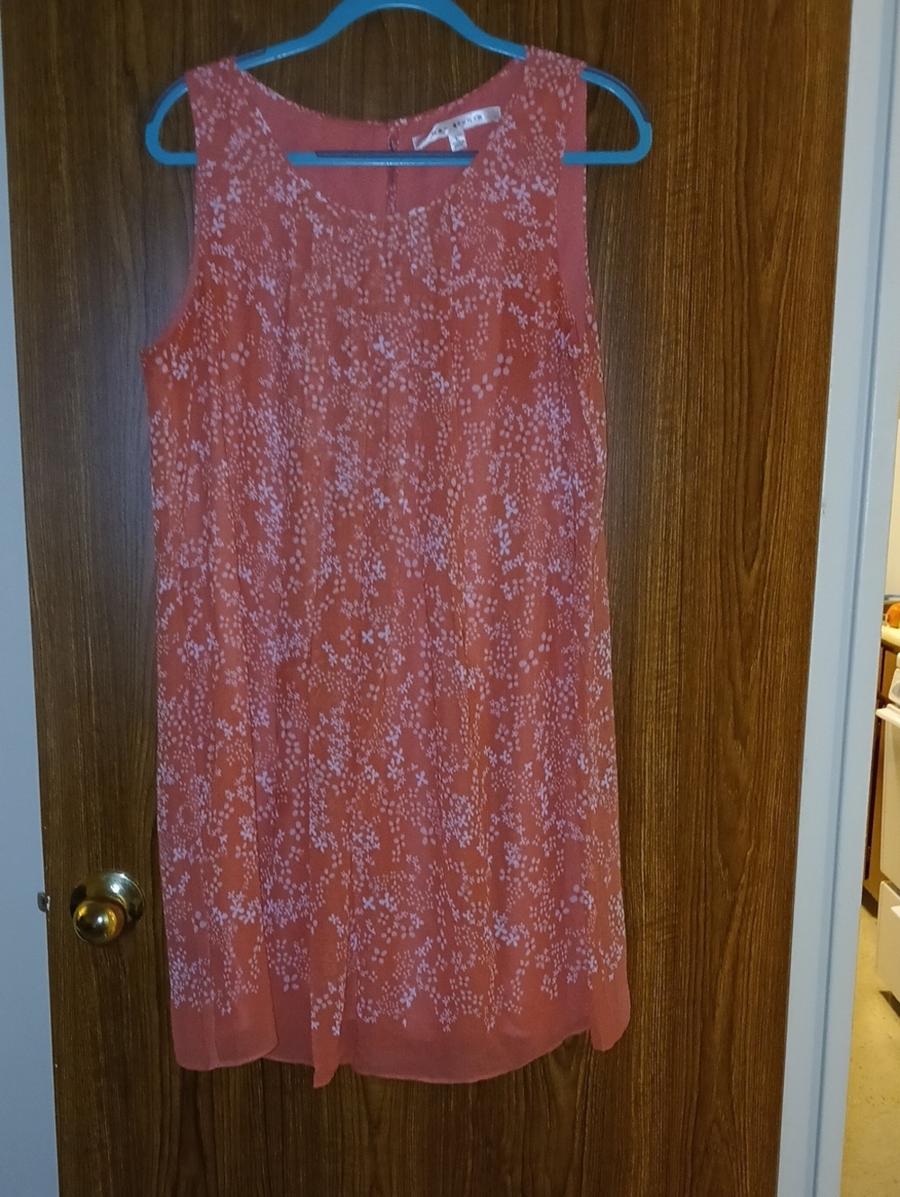 Max Studio Sleeveless Floral Shift Dress in Dusty Coral